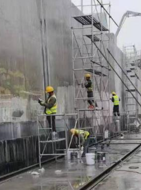 平凉球场翻新地面是一个涉及